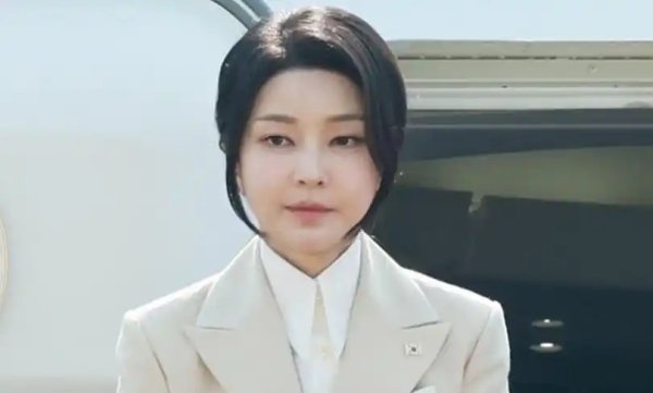 股票市场配资 韩国高校宣布尹锡悦夫人金建希博士学位无效